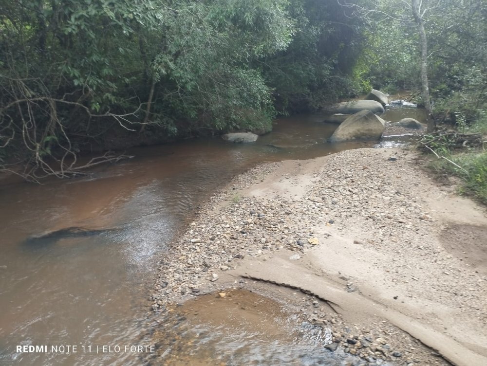 Terreno - Venda - Zona Rural - Itatiaiuu - MG