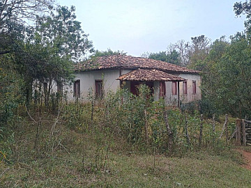 Terreno aprox 80 h� em Passa Tempo
