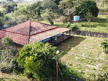 S�tio aprox 30.000m� em Itatiaiu�u