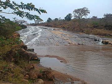 Terreno aprox 117 h� em Passa Tempo